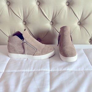 Steve Madden Wedge Sneakers US7.5